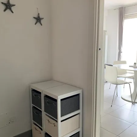 Casa Vacanze/soggiorno Lavoro A *